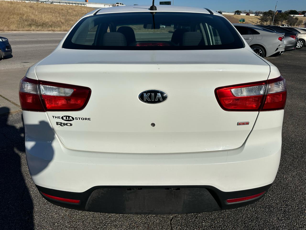 Kia Rio LX 2015