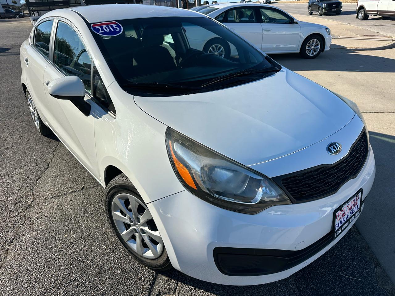 Kia Rio LX 2015