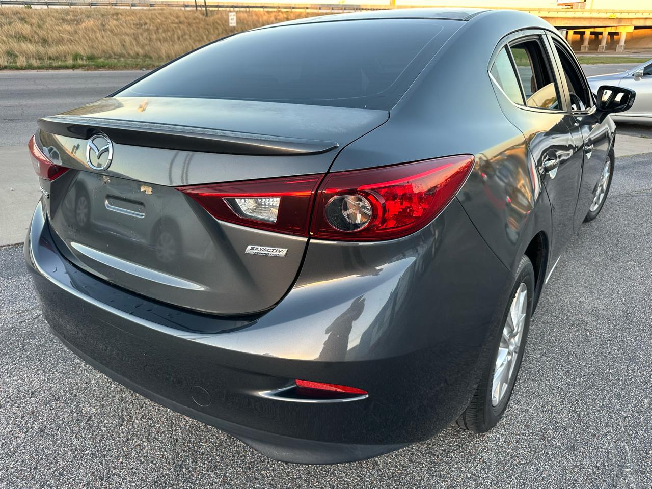 Mazda MAZDA3 i Touring AT 4-Door 2014