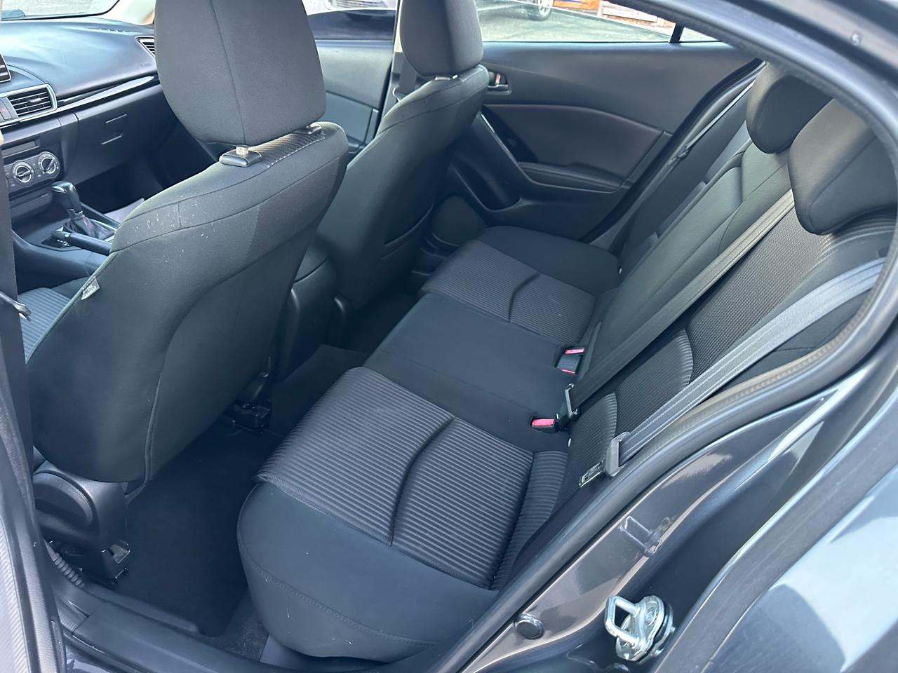 Mazda MAZDA3 i Touring AT 4-Door 2014