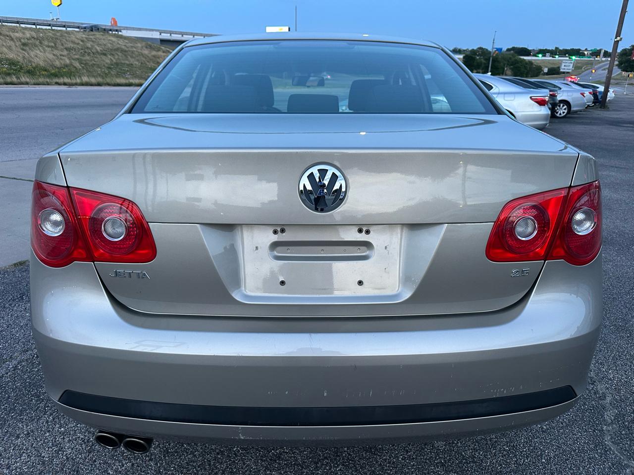 Volkswagen Jetta Value Edition 2.5L 2006