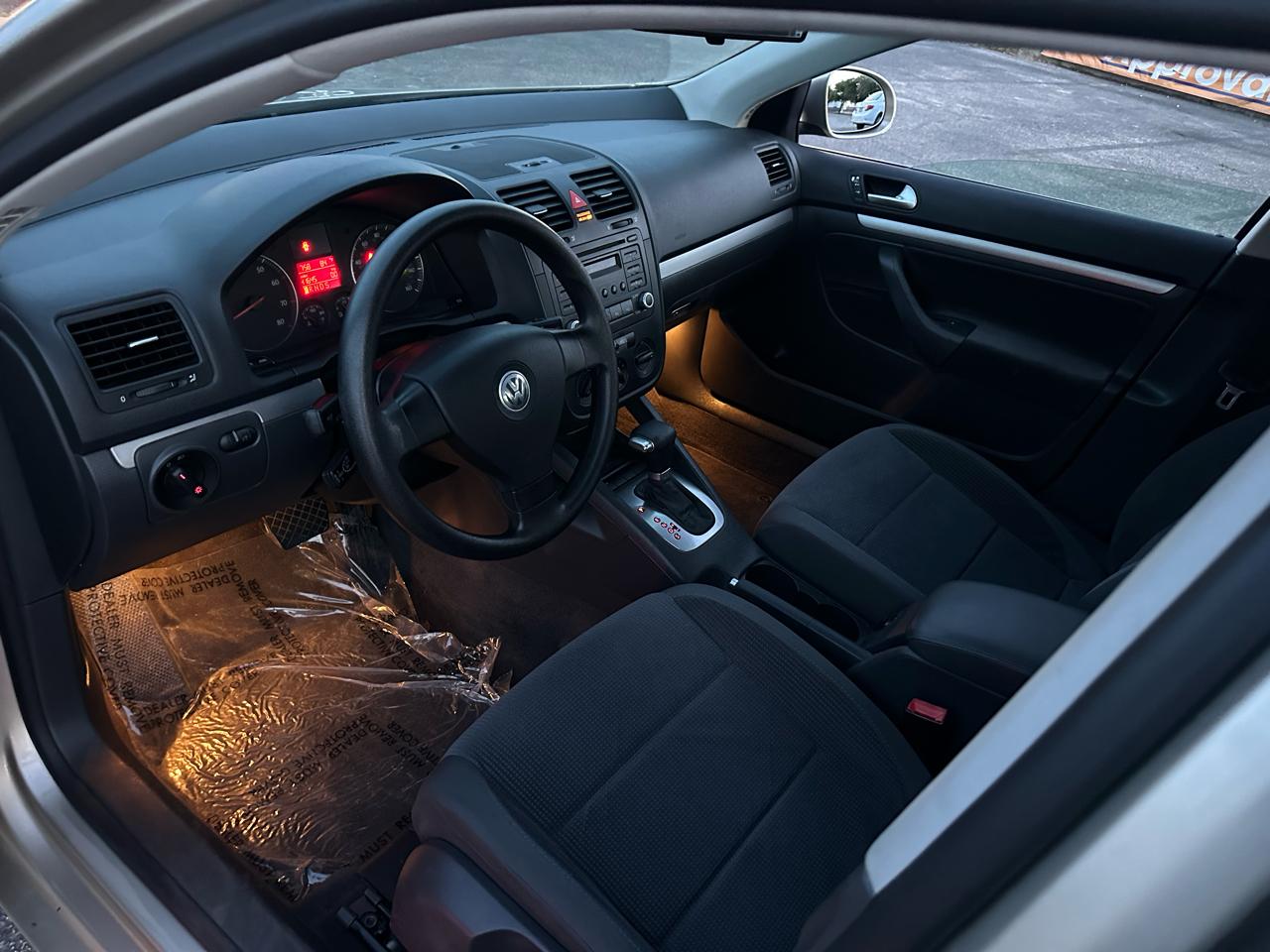 Volkswagen Jetta Value Edition 2.5L 2006