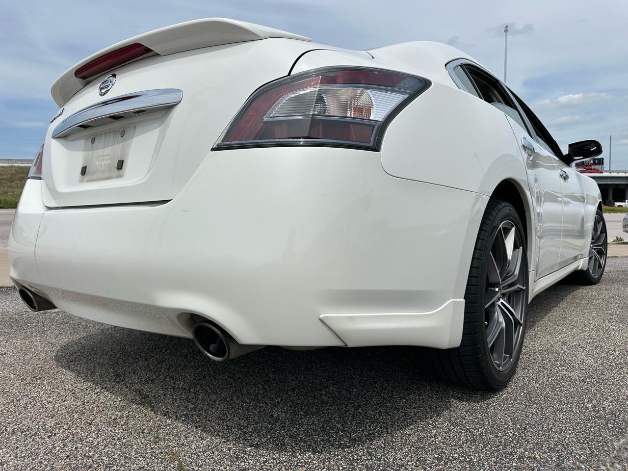 Nissan Maxima SV 2012