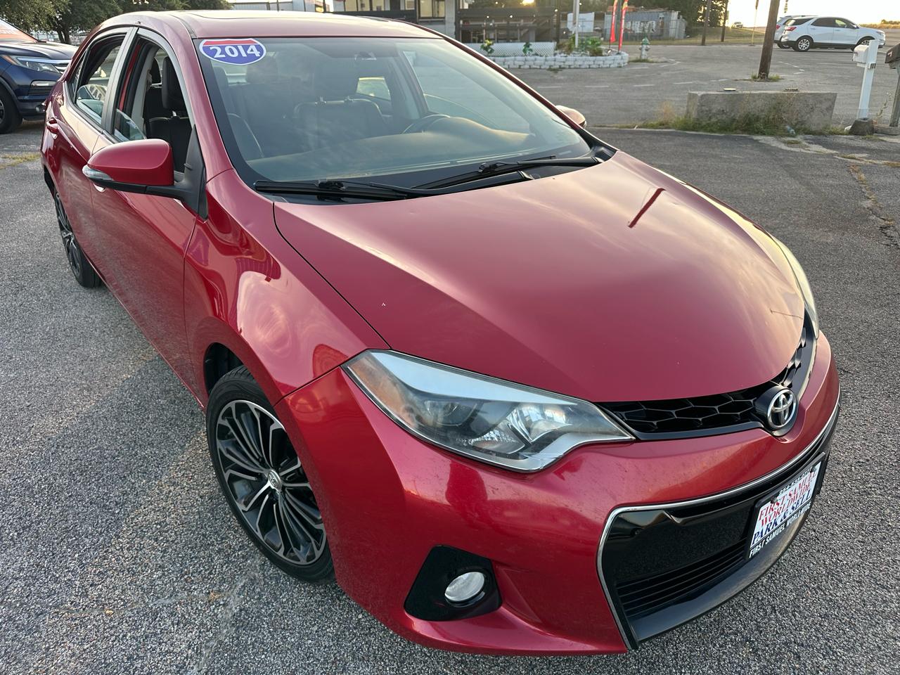 Toyota Corolla S Premium CVT 2014