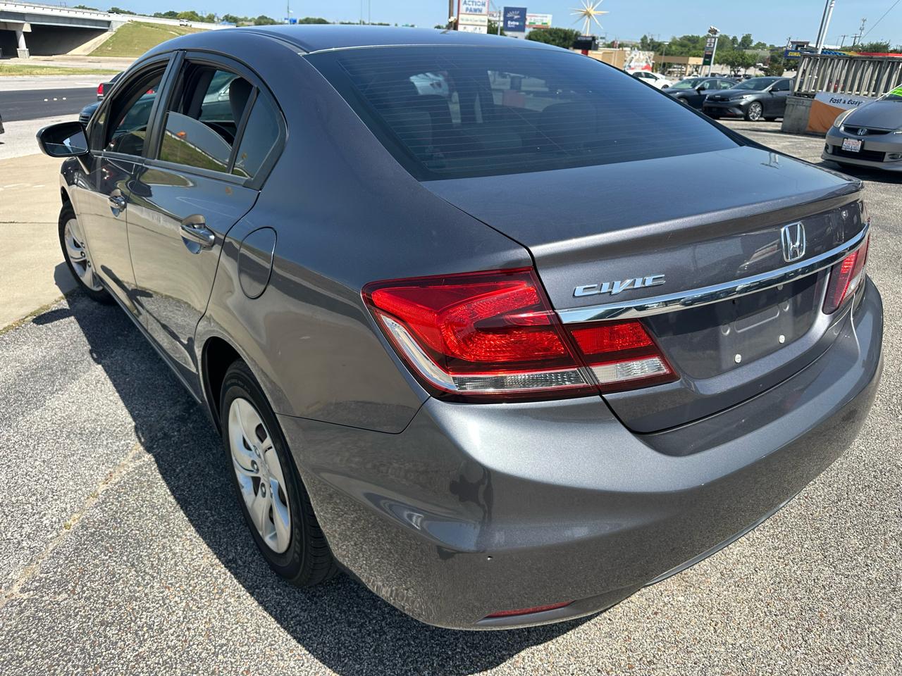 Honda Civic LX-S Sedan 5-Speed AT 2014