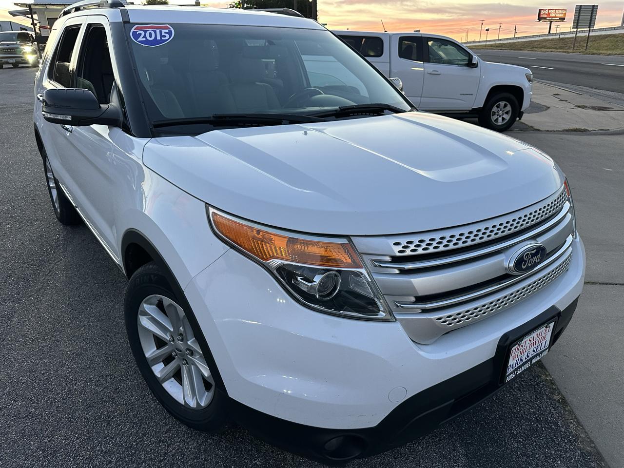 Ford Explorer 2WD 4dr V6 XLT 2015