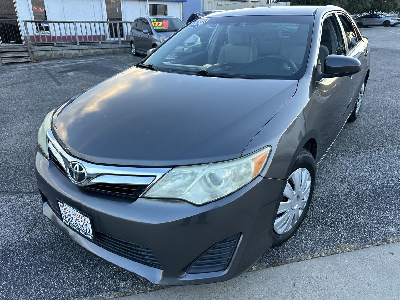 2014 Toyota Camry SE Sport