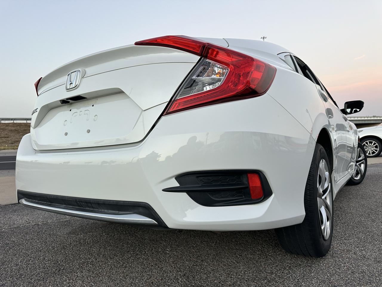 Honda Civic 4dr Sedan LX Auto 2019