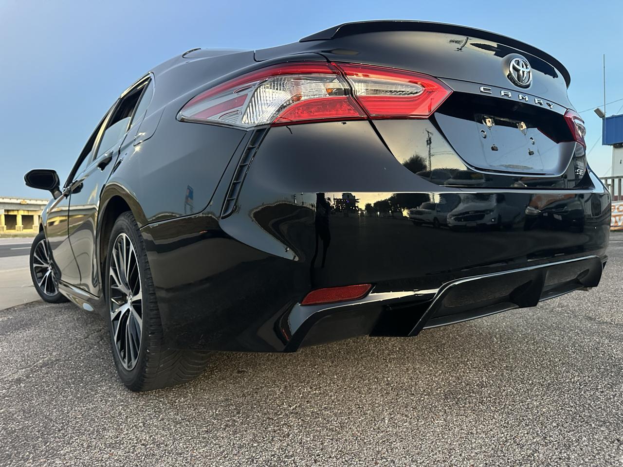 Toyota Camry photo 4