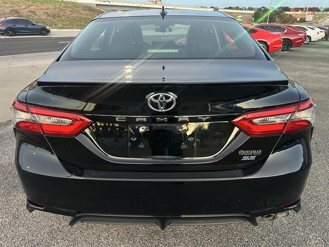 Toyota Camry photo 8