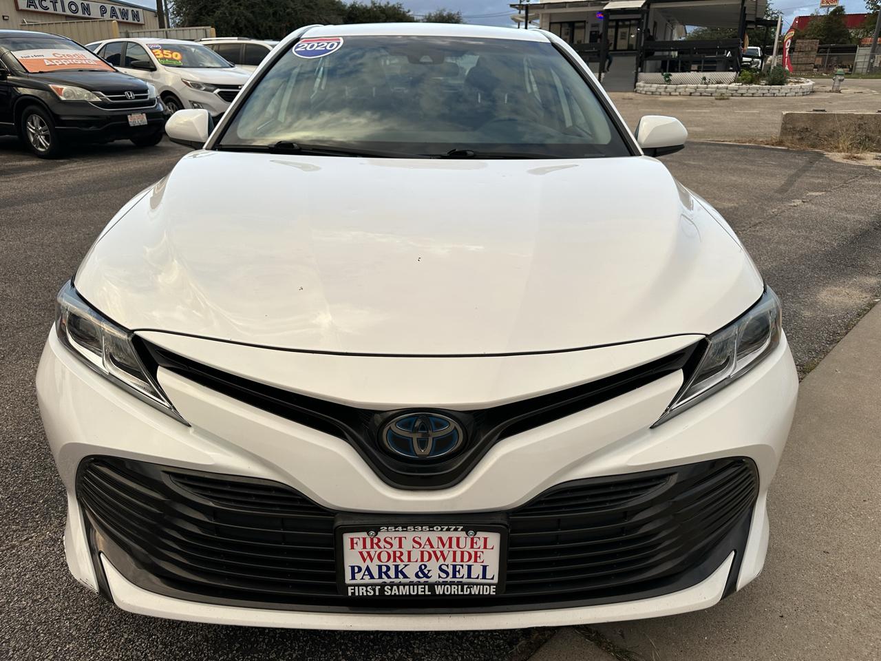 Toyota Camry Hybrid LE 2020