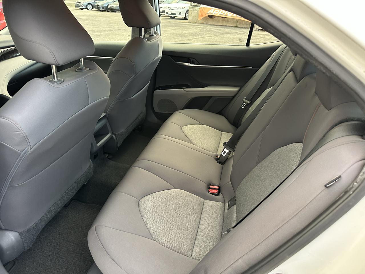 Toyota Camry Hybrid LE 2020