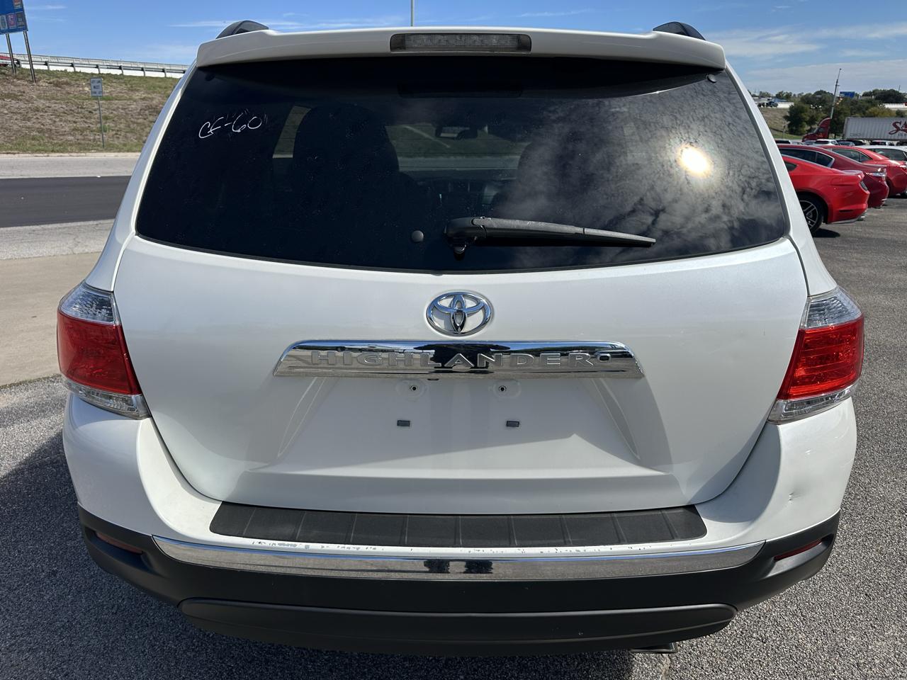 Toyota Highlander Limited 2WD 2013