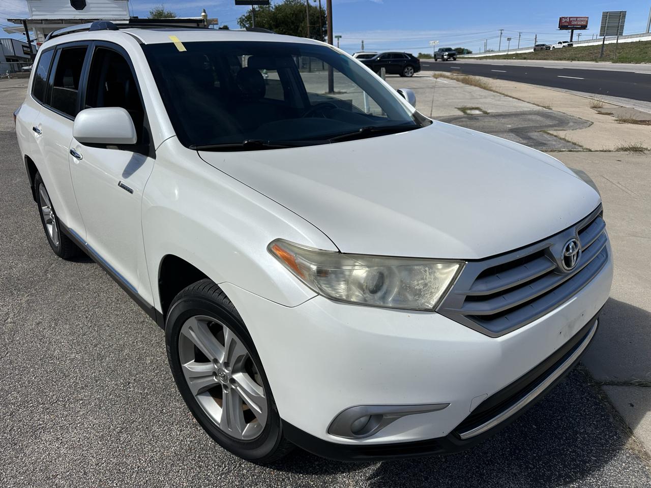 Toyota Highlander Limited 2WD 2013