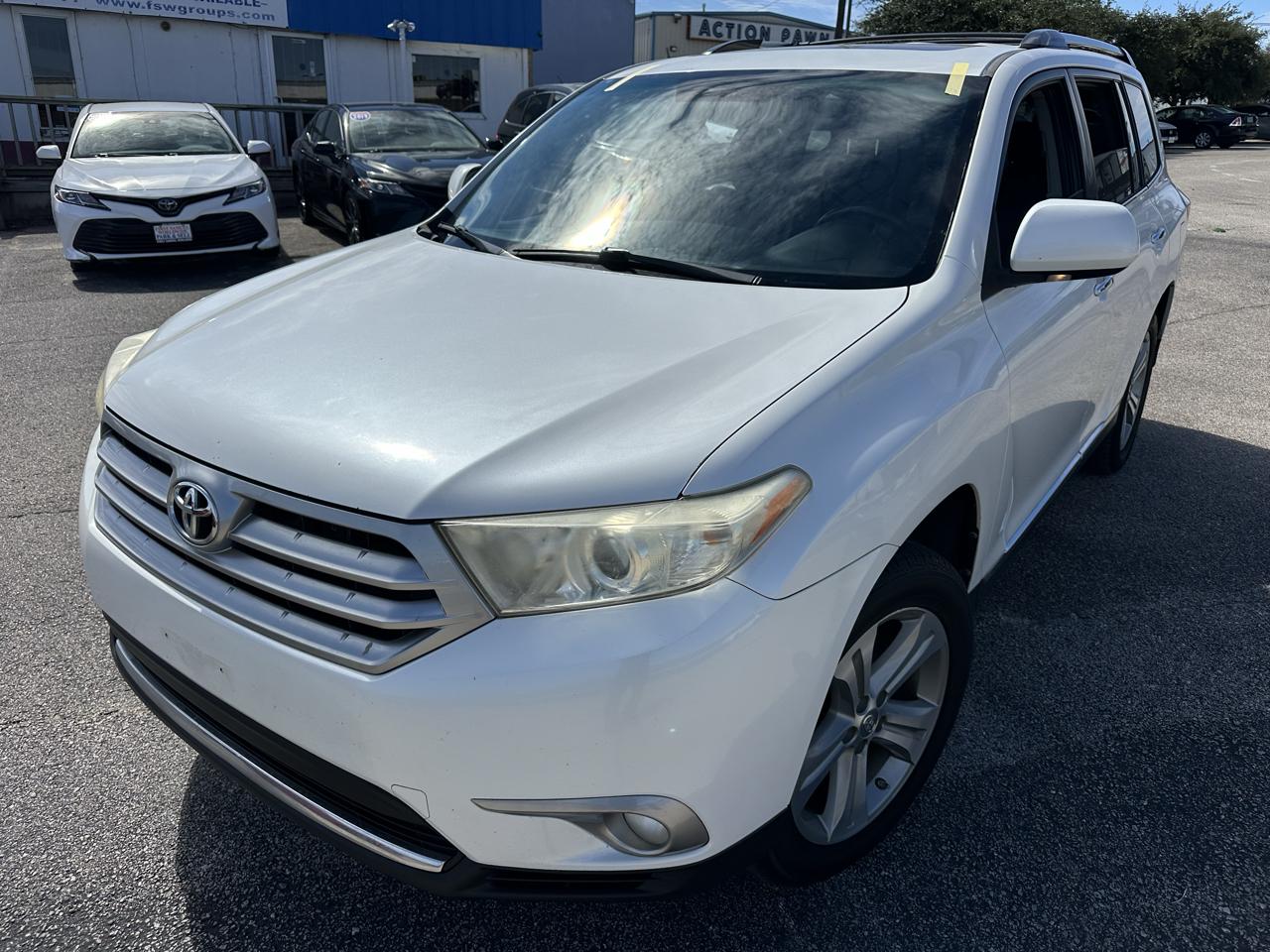 Toyota Highlander Limited 2WD 2013