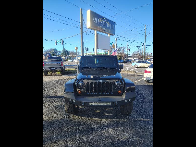 Jeep Wrangler Sahara 4WD 2013