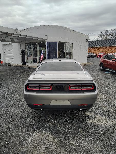 Dodge Challenger SXT 2015