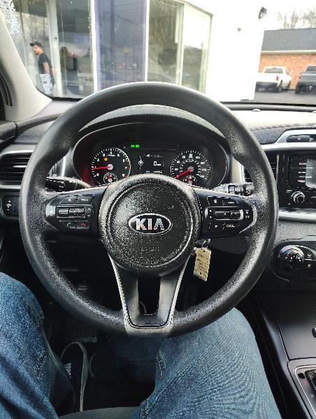 Kia Sorento L 2WD 2017