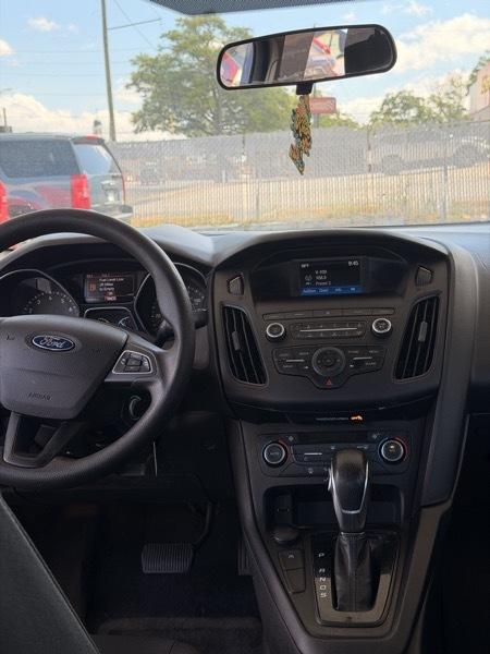 2018 Ford Focus SE - Photo 9