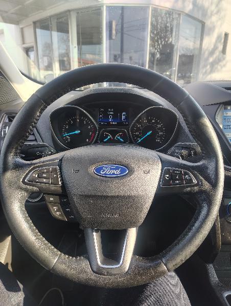 Ford Escape Titanium FWD 2017
