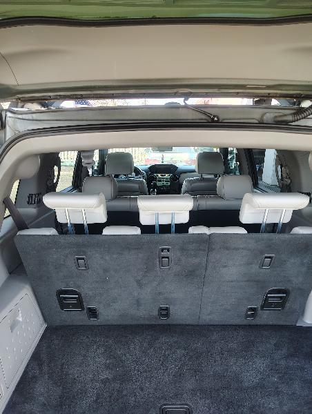 Honda Pilot EX-L 2WD 5-Spd AT with Navigation 2011