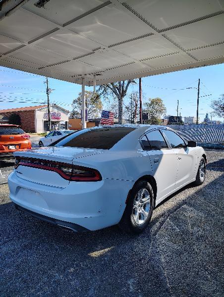 Dodge Charger SE 2016