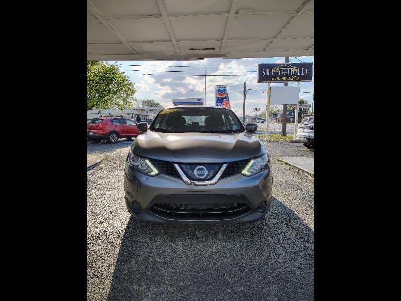Nissan Rogue Sport S 2018