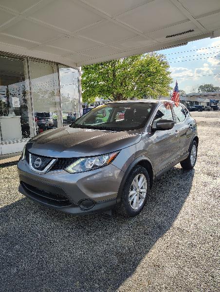 Nissan Rogue Sport S 2018