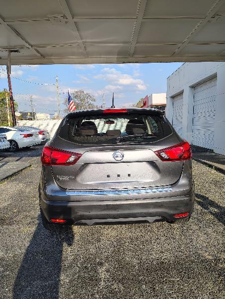 Nissan Rogue Sport S 2018