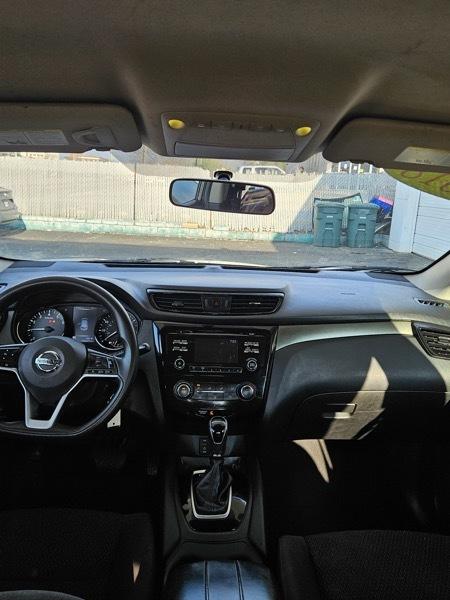 Nissan Rogue Sport S 2018
