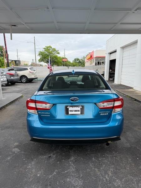 Subaru Impreza 2.0i Premium CVT 4-Door 2017