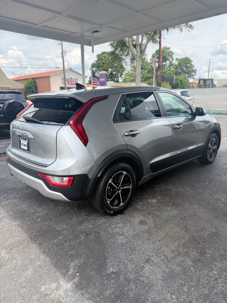 Kia Niro LX 2023