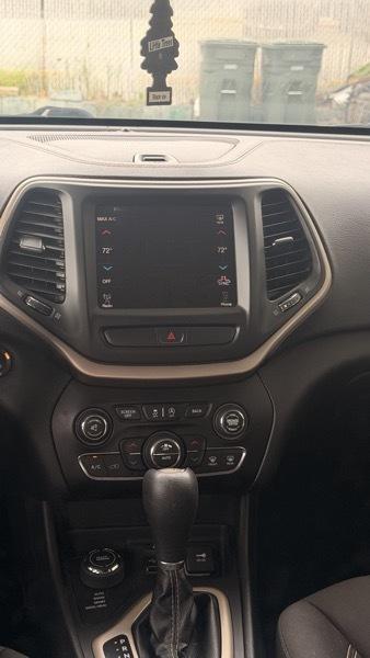 Jeep CHEROKEE L  2015