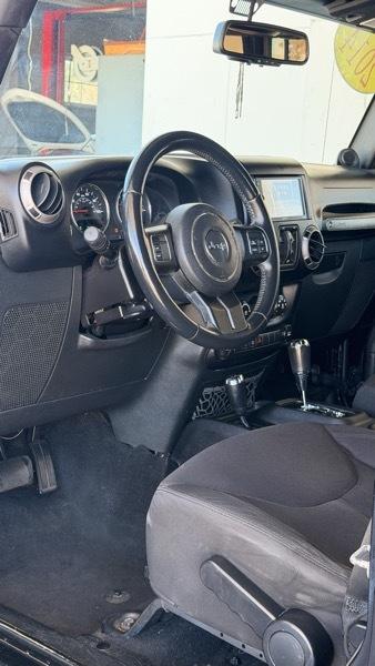 Jeep Wrangler Unlimited Sport 4WD 2014