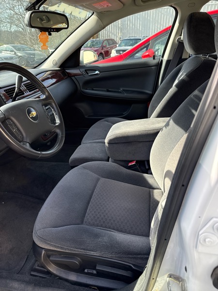 Chevrolet Impala LT 2011