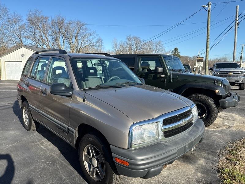2003 Chevrolet Tracker 4-Door 4WD