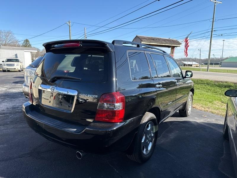 Toyota Highlander Limited V6 2WD 2006
