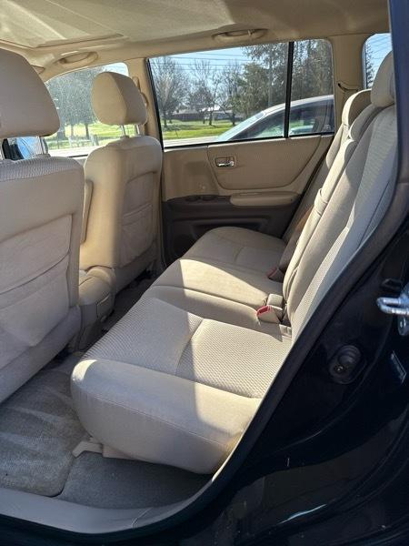 Toyota Highlander Limited V6 2WD 2006