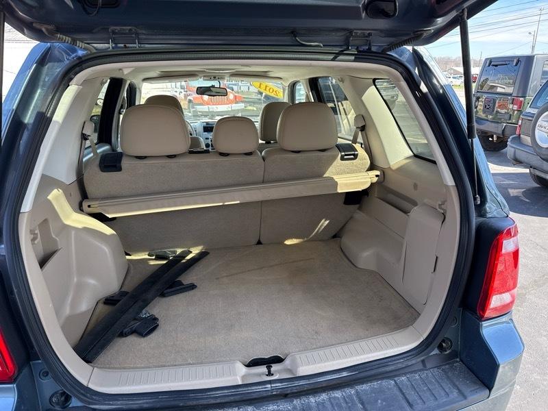 Ford Escape XLT FWD 2011