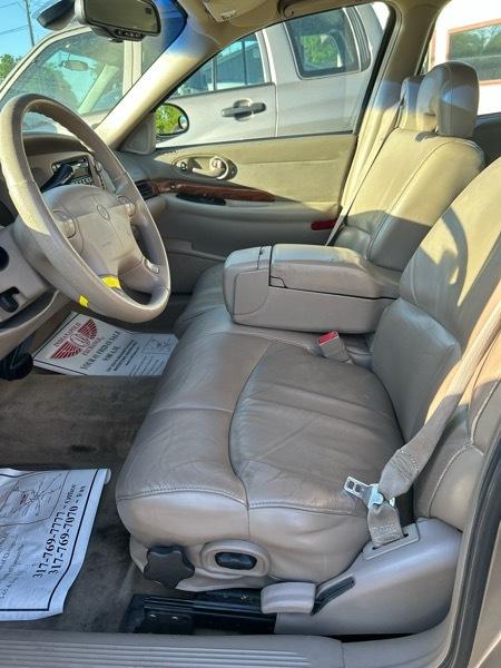 Buick LeSabre Custom 2001