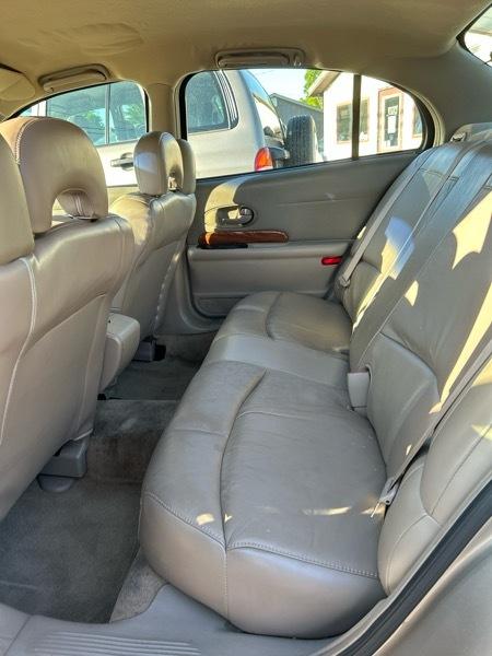 Buick LeSabre Custom 2001
