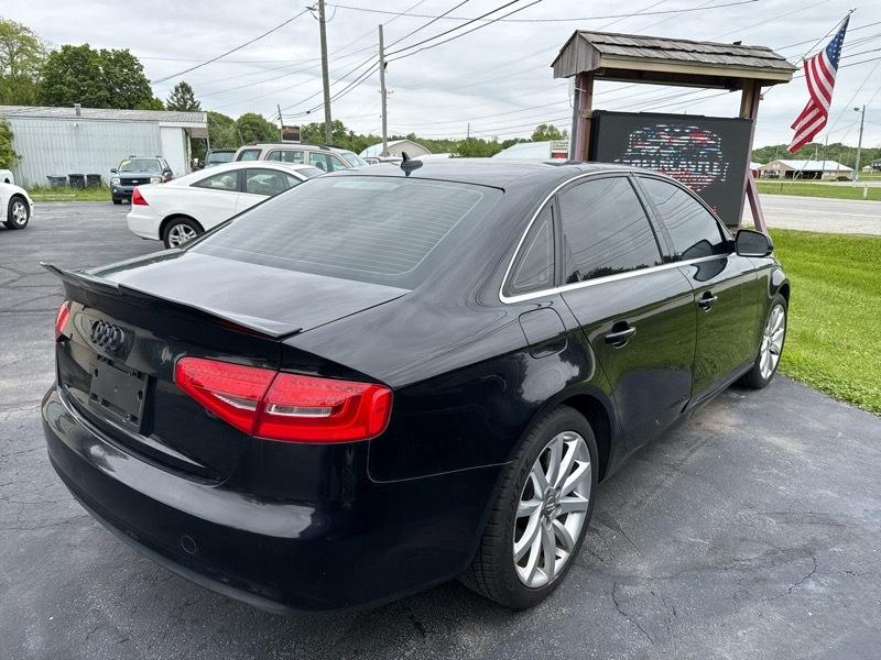 Audi A4 2.0T Sedan quattro Tiptronic 2013