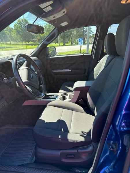 Ford Escape XLT 4WD 2012