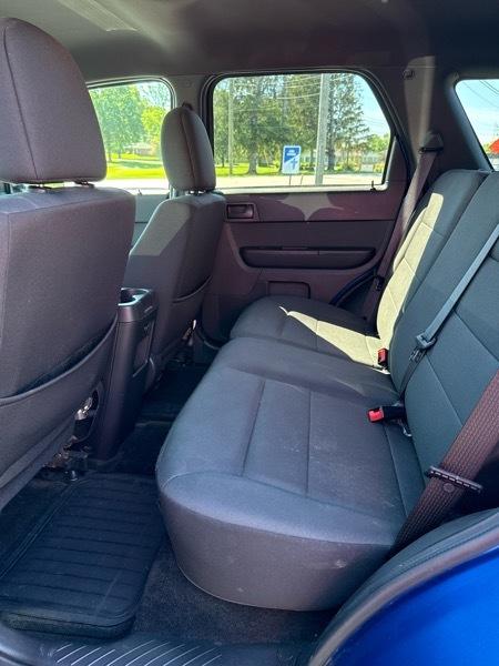 Ford Escape XLT 4WD 2012
