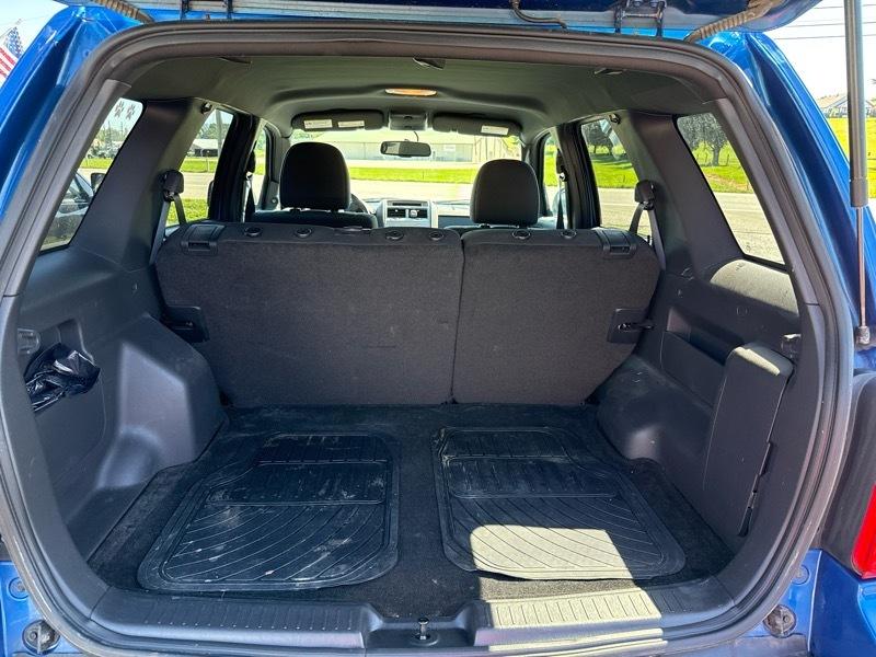 Ford Escape XLT 4WD 2012