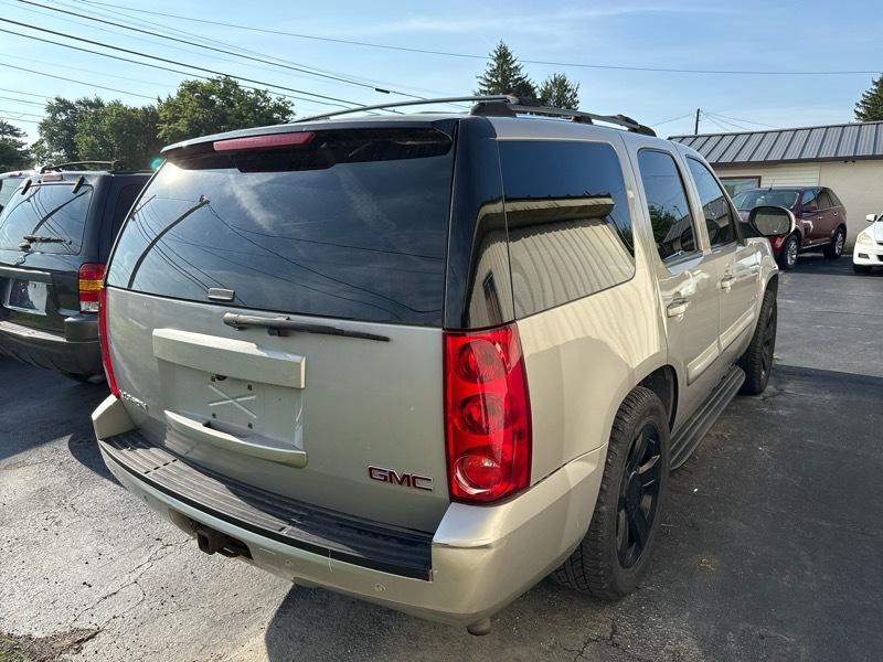GMC Yukon SLE-1 2WD 2007