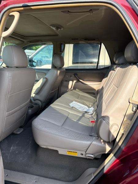 Toyota Sequoia SR5 4WD 2006