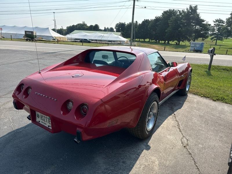 Chevrolet Corvette  1975