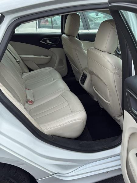 Chrysler 200 Limited 2015