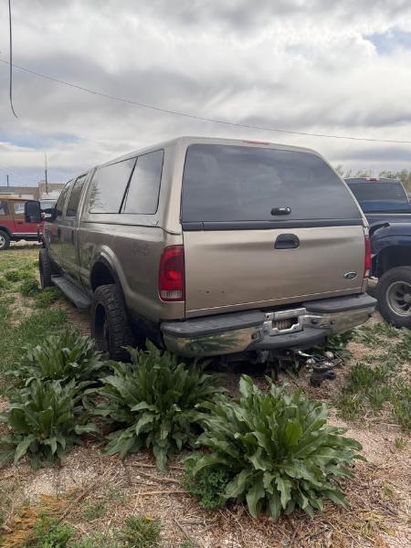 Ford F-250 SD XL Crew Cab 4WD 2006
